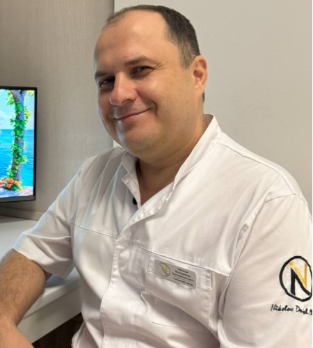 Ніколов Володимир Володимирович